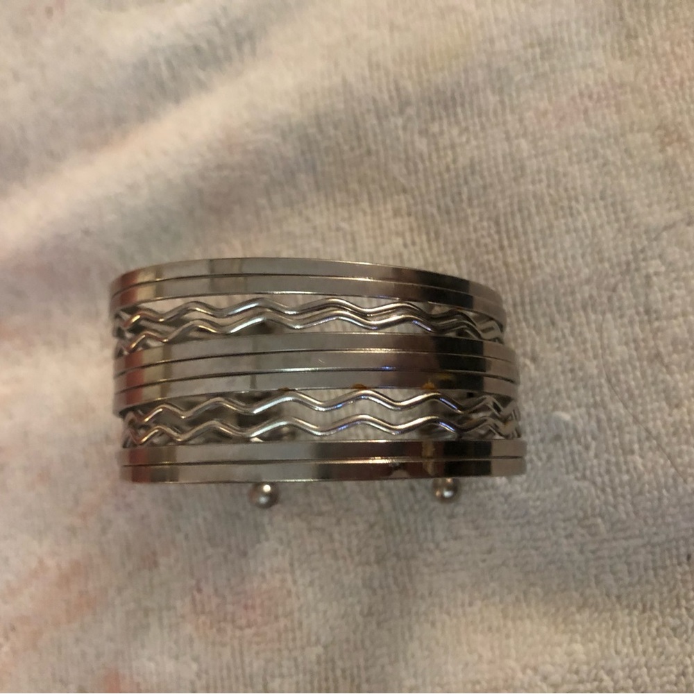 Silver Wave Pattern Bracelet